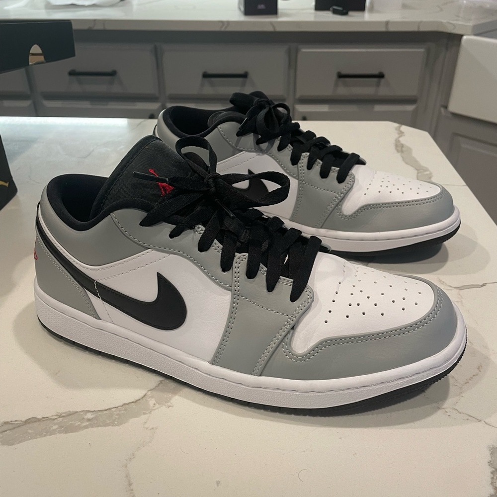 Air Jordan 1 Low
